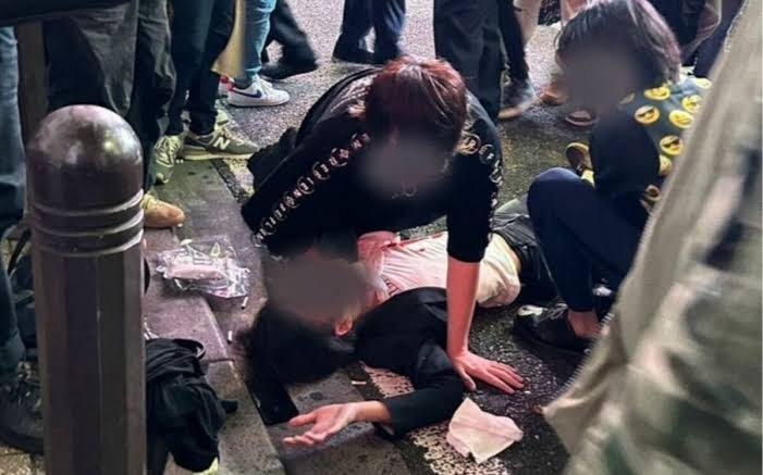 「肋骨骨折、顔面を8針縫い、尿管と膀胱を損傷…」《歌舞伎町ホスト殺人未遂事件》逮捕の女(25)が語っていた“男の壮絶DV”と“復讐予告電話”「なんでこいつ普通に生きてんの」