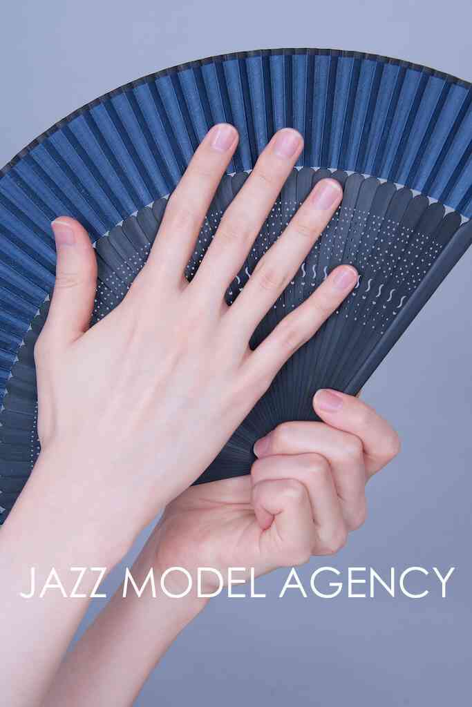 42歳で手年齢26歳　ハンドモデル・柏木たけしが明かす業界のリアル、ギャラ事情、撮影の裏話