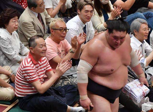 いろんな写り込みが見たい