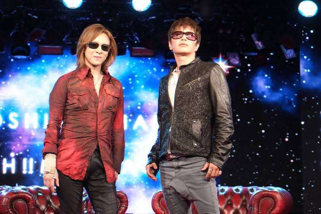 THE LAST ROCKSTARSの日米ツアー東京公演にPATAがサプライズ登場 YOSHIKIが涙声「集まってよかったなって…」