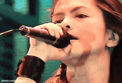 THE LAST ROCKSTARSの日米ツアー東京公演にPATAがサプライズ登場 YOSHIKIが涙声「集まってよかったなって…」