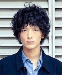 白髪と縮毛矯正