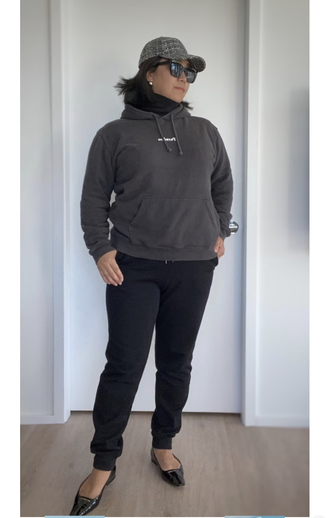 「デニムが苦手」「スウェットパンツが部屋着に見える」をやっと克服できた理由【40代以上のカジュアル服問題】