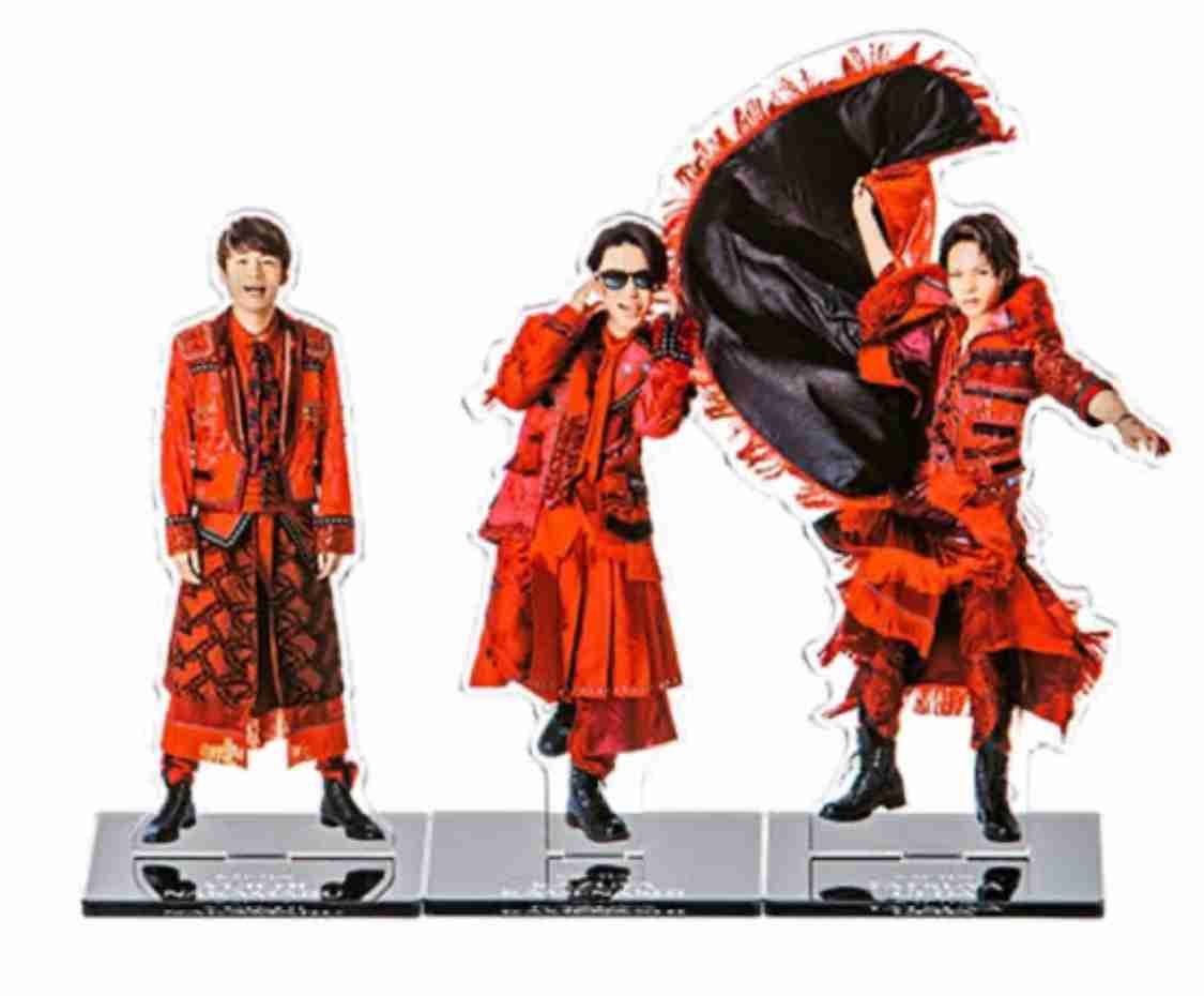 持っているアクスタを見せ合って感想を言うトピ