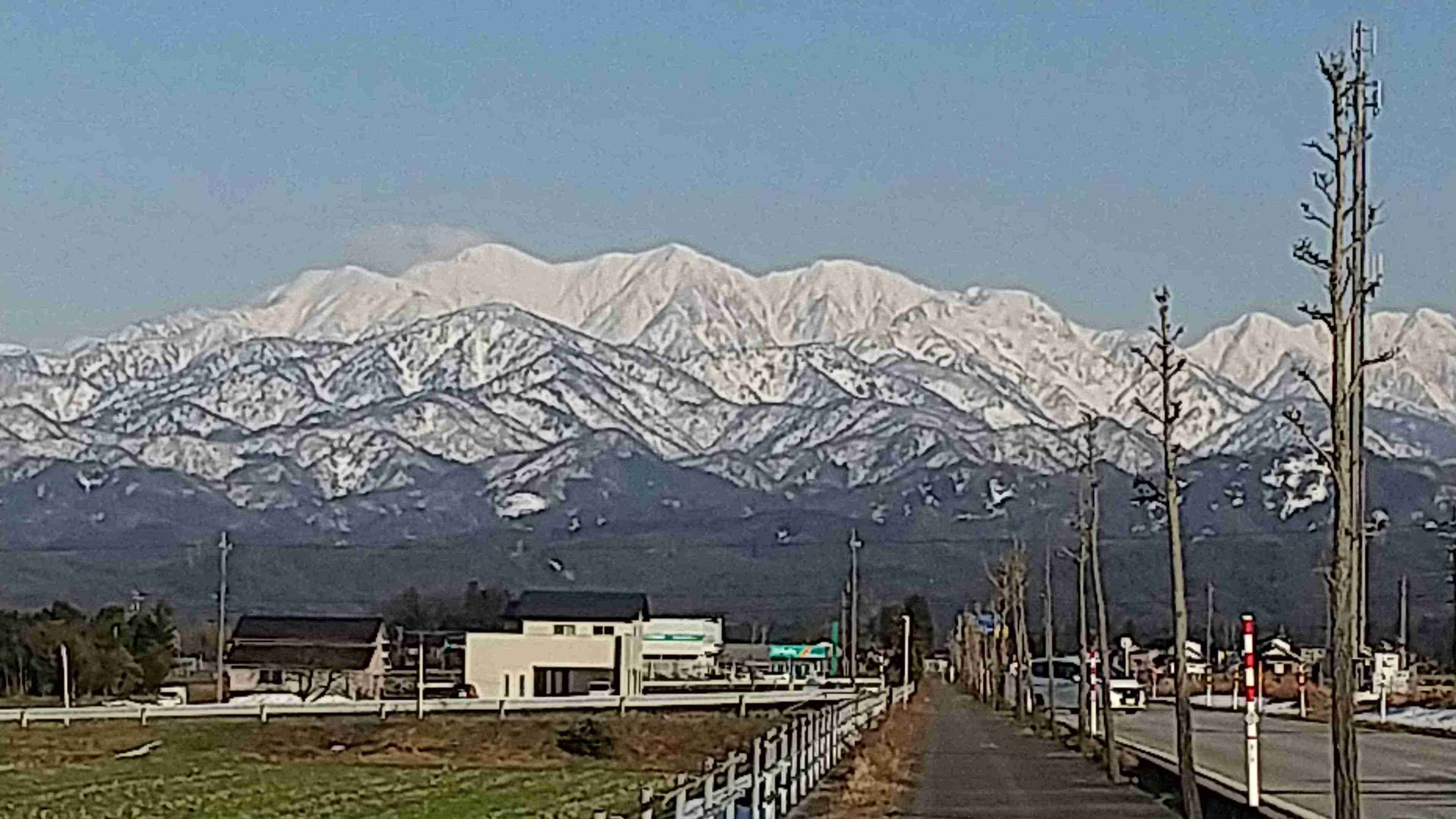 家の周りの風景見せてください。(身バレしないように気をつけてください)