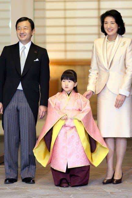 神社で神前式された人