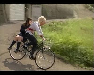 画像を見て曲のタイトルを当ててください