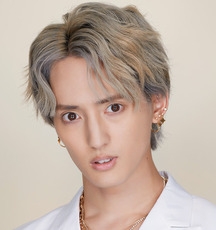 道枝駿佑、人生初の金髪でゴールデン帯連ドラ初主演 大人社会に挑むカリスマ役で新境地