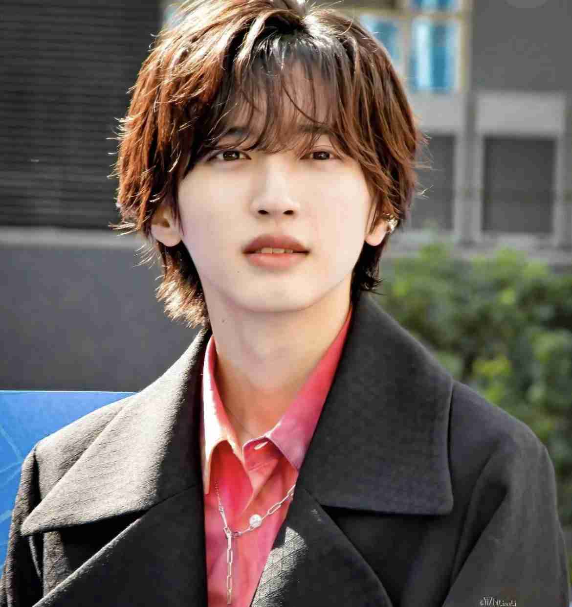 道枝駿佑、人生初の金髪でゴールデン帯連ドラ初主演 大人社会に挑むカリスマ役で新境地
