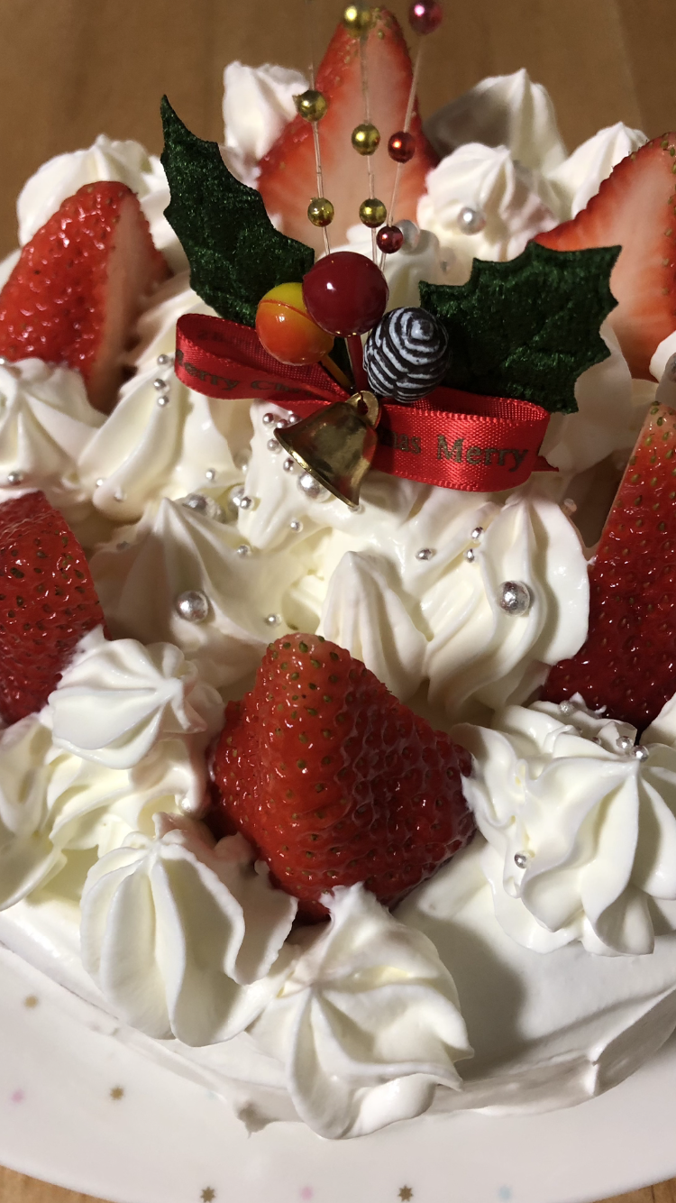 クリスマスケーキ「ぐちゃぐちゃ」被害訴え370件 高島屋が謝罪