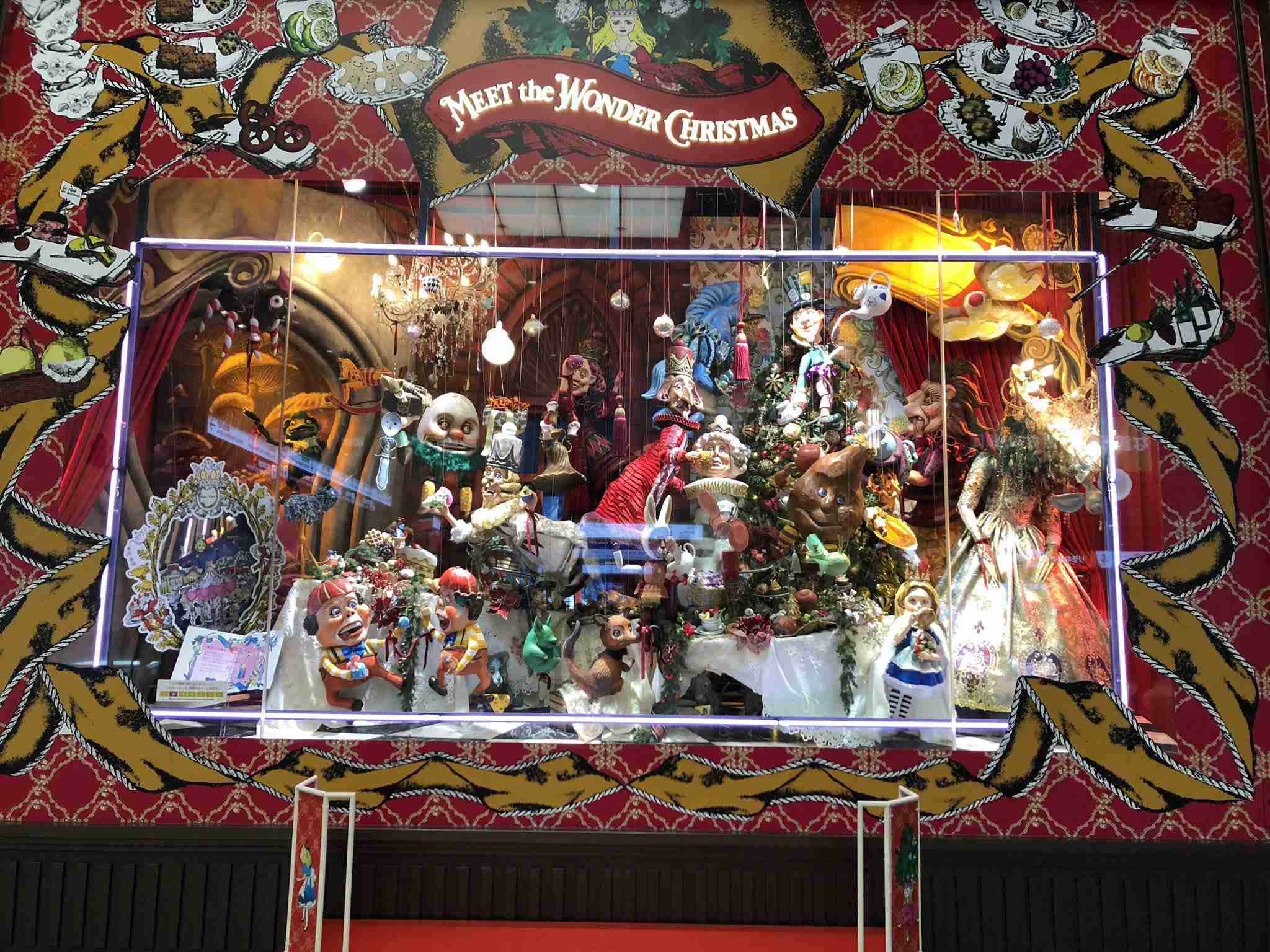 阪急百貨店、クリスマスディスプレイめぐり謝罪 「参考にした著作物の権利者から承諾得るのを失念」