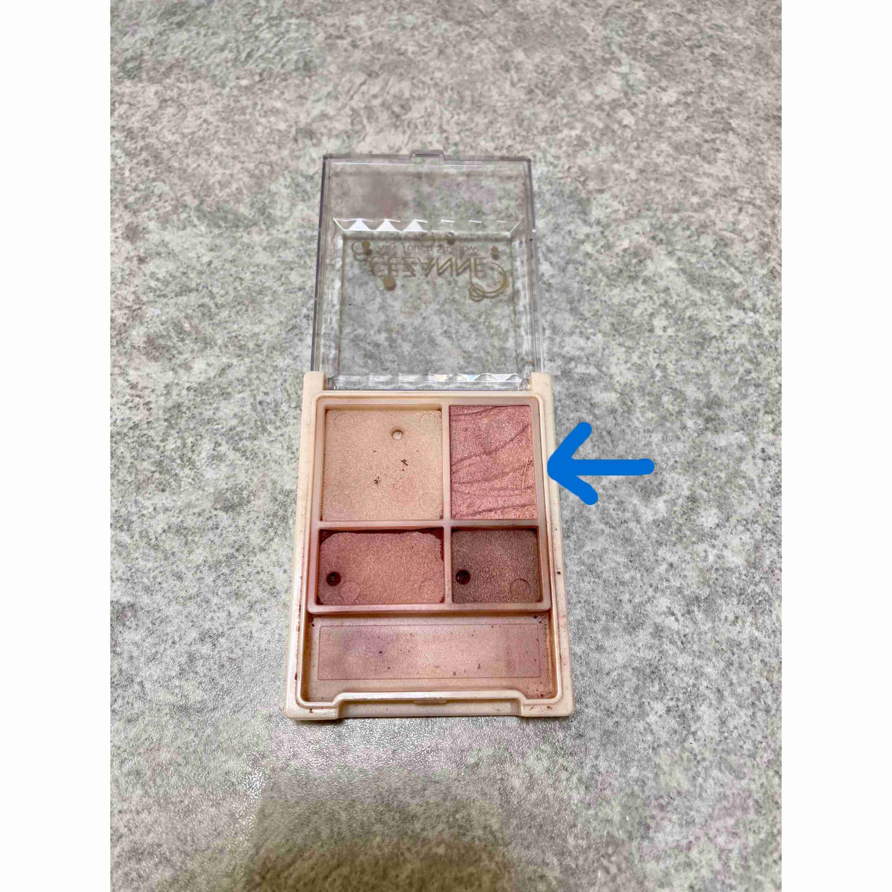 クリスマスっぽいメイクがしたい