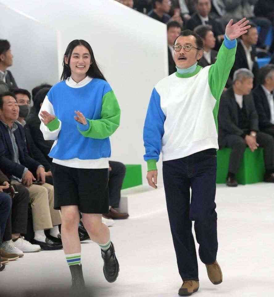 ファミマがコンビニ業界初ファッションショー 吉田鋼太郎、八木莉可子、内田理央もモデルとして登場