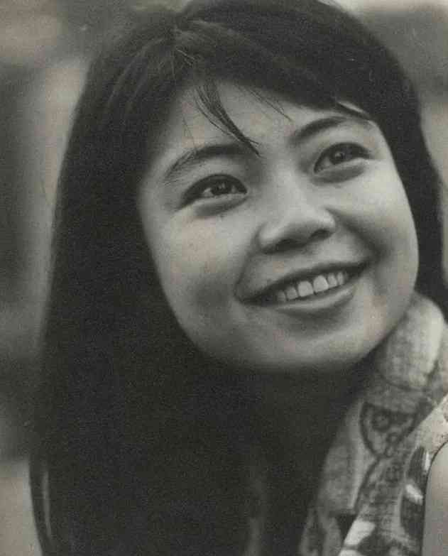 髪が綺麗に見える有名人の画像