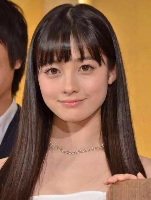 髪が綺麗に見える有名人の画像