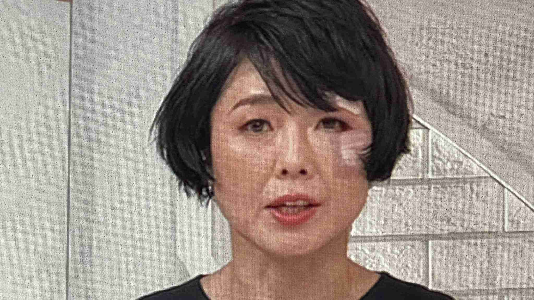 『news zero』卒業発表の有働由美子アナ、階段を踏み外して顔を負傷 腫れて「凄い絆創膏」心配が殺到