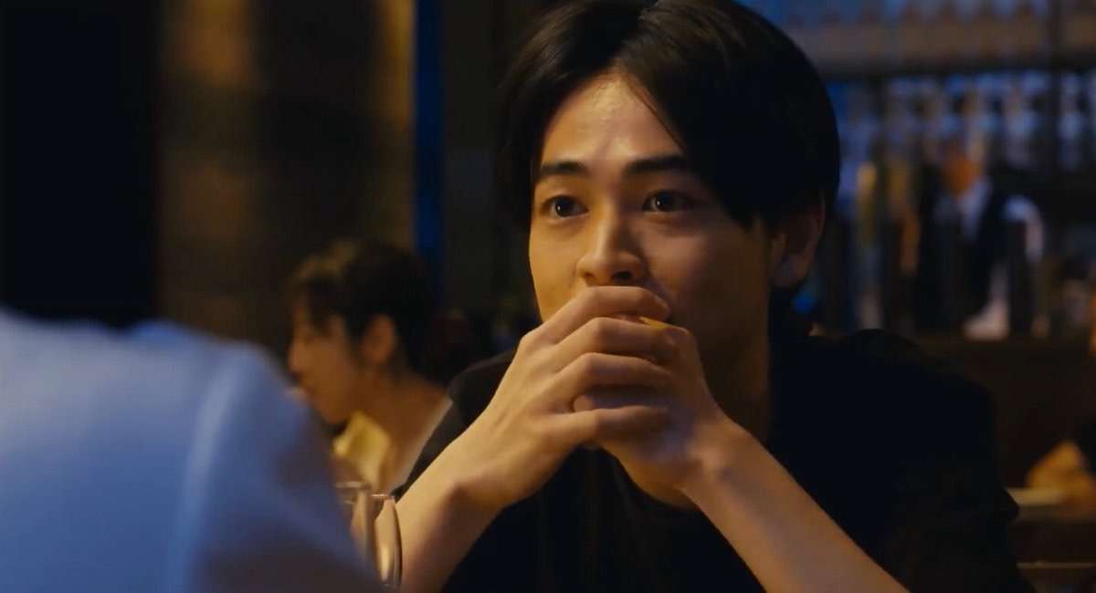 目だけで有名人を当ててください