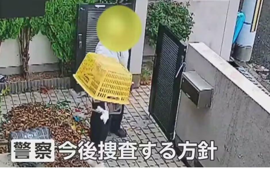ゴミをまく隣人男性　直撃に「ガタガタ言うな！ちゃんと報道せい」　ほぼ毎日“嫌がらせ”　被害者のガレージを無断で物置にも