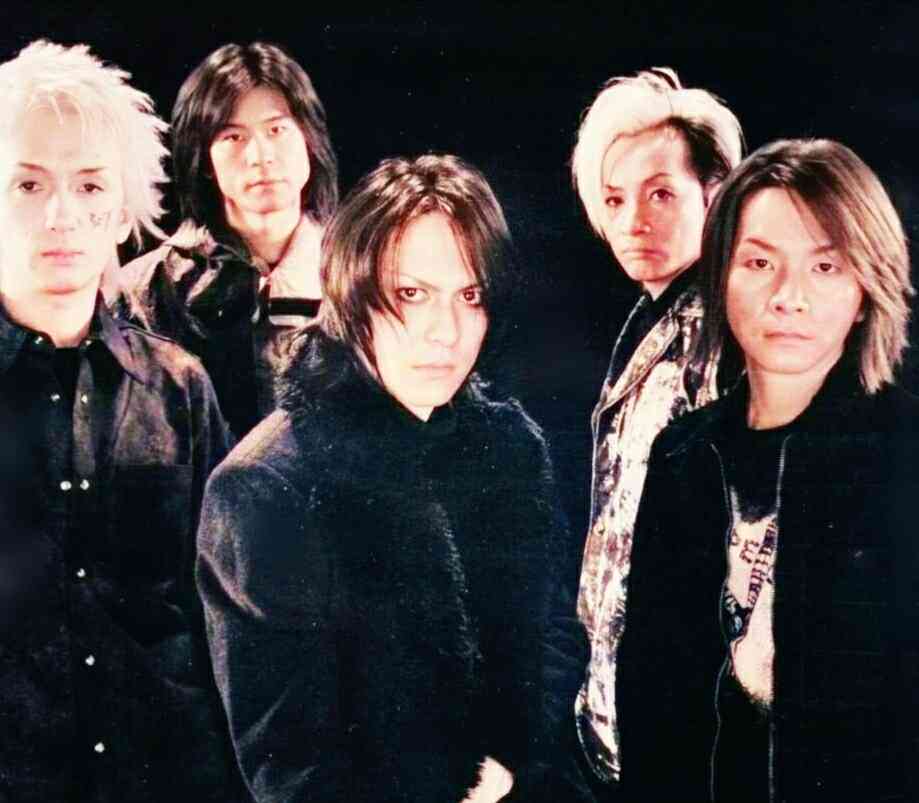 「BUCK―TICK」櫻井敦司さん偲ぶ会　献花券の転売横行、価格10倍超も…ファン激怒「許せない」