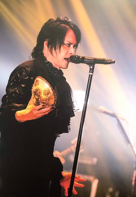 「BUCK―TICK」櫻井敦司さん偲ぶ会　献花券の転売横行、価格10倍超も…ファン激怒「許せない」