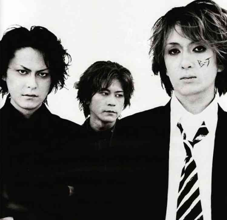 「BUCK―TICK」櫻井敦司さん偲ぶ会　献花券の転売横行、価格10倍超も…ファン激怒「許せない」