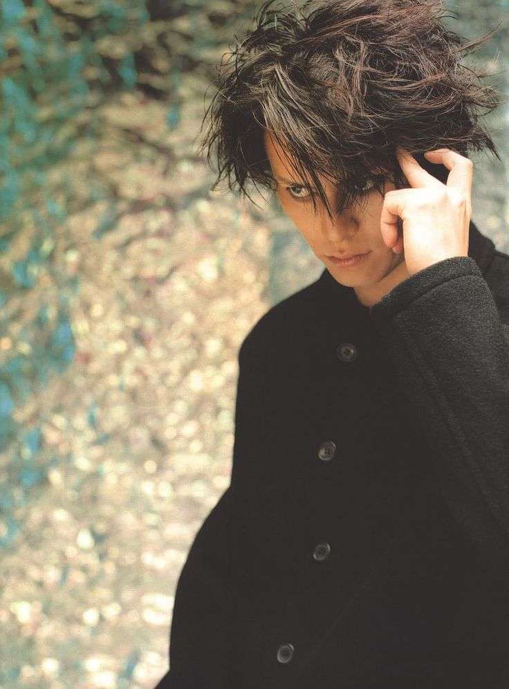 「BUCK―TICK」櫻井敦司さん偲ぶ会　献花券の転売横行、価格10倍超も…ファン激怒「許せない」