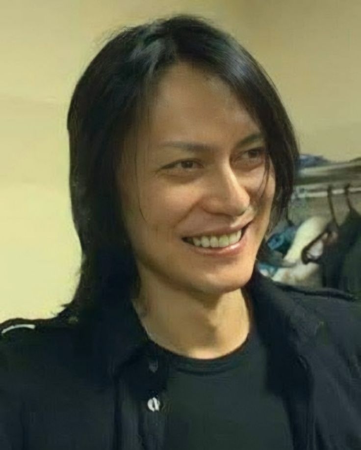 「BUCK―TICK」櫻井敦司さん偲ぶ会　献花券の転売横行、価格10倍超も…ファン激怒「許せない」