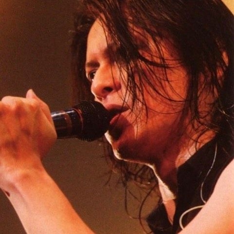「BUCK―TICK」櫻井敦司さん偲ぶ会　献花券の転売横行、価格10倍超も…ファン激怒「許せない」