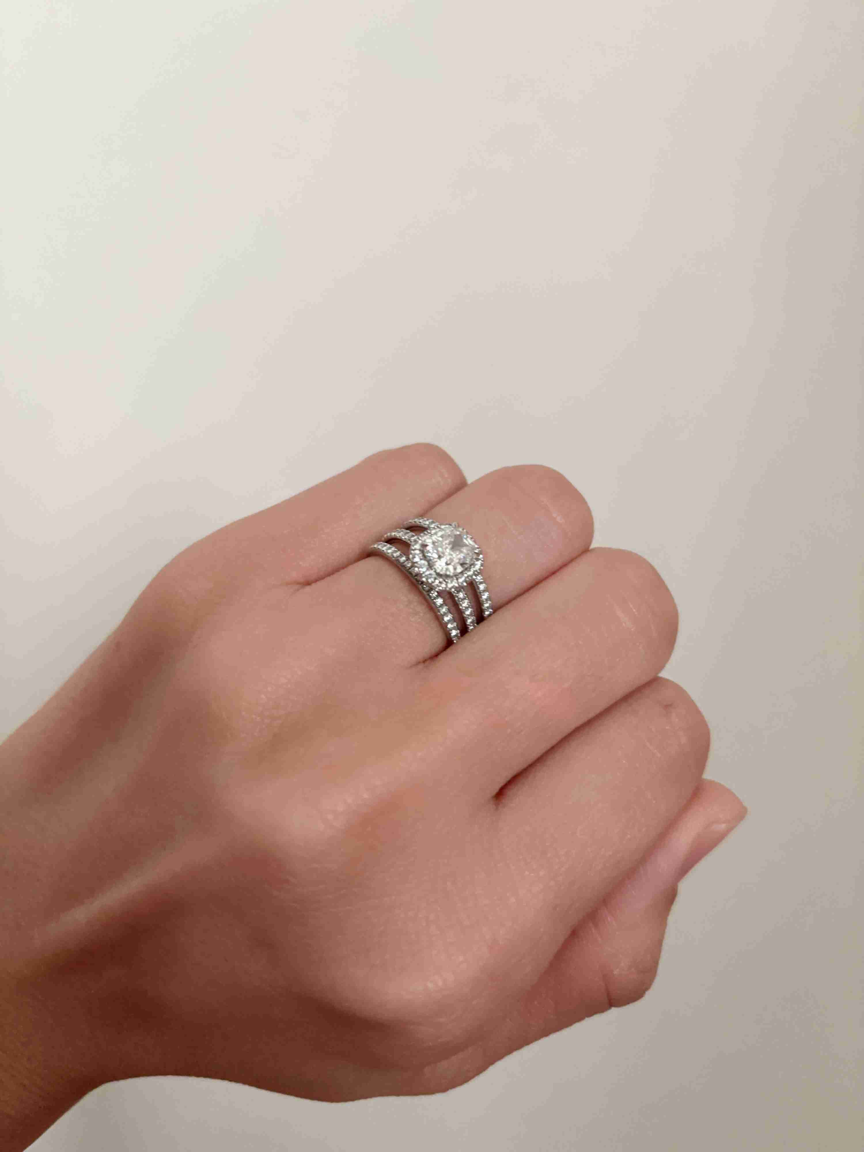 みんなの婚約指輪みせて!!!(結婚指輪も可)Part3