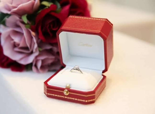 みんなの婚約指輪みせて!!!(結婚指輪も可)Part3