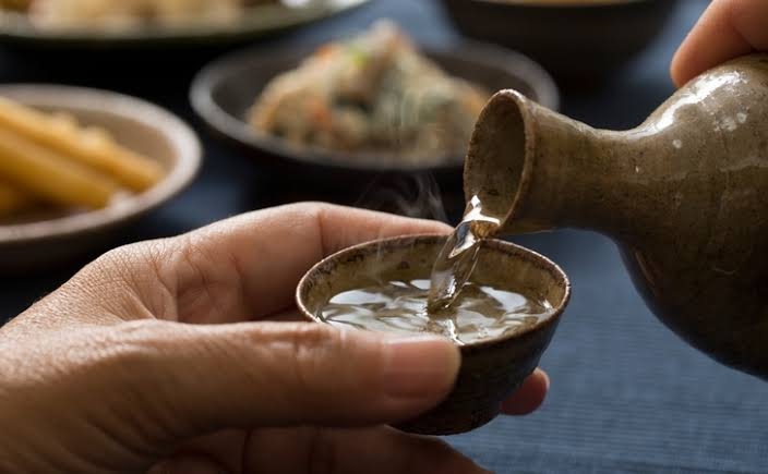 外食時に飲むお酒の種類