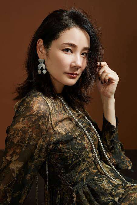 【画像】多分UNIQLOじゃないのにUNIQLOっぽく見えるファッションを貼っていこう part5