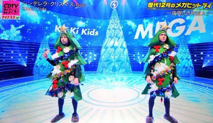 色んな芸能人のサンタコスプレが見たい