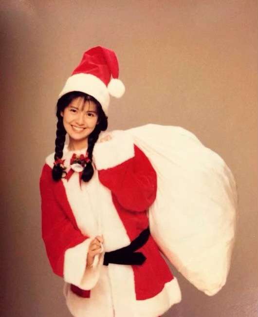 色んな芸能人のサンタコスプレが見たい