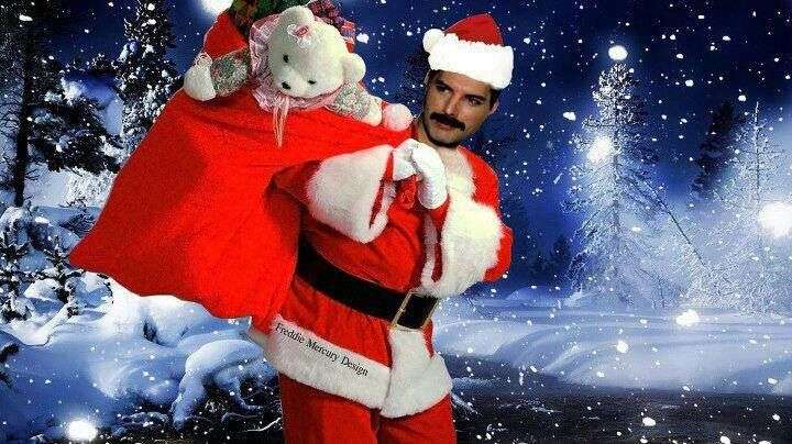 色んな芸能人のサンタコスプレが見たい