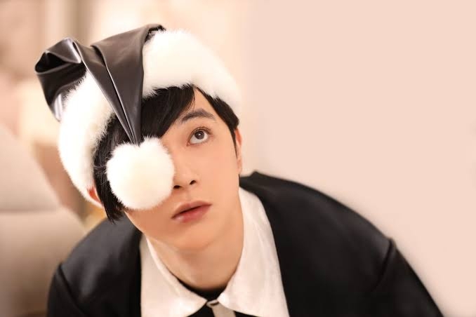 色んな芸能人のサンタコスプレが見たい