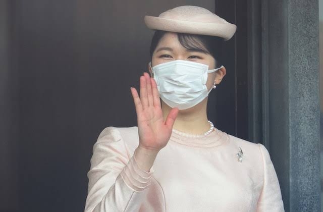 神社で神前式された人