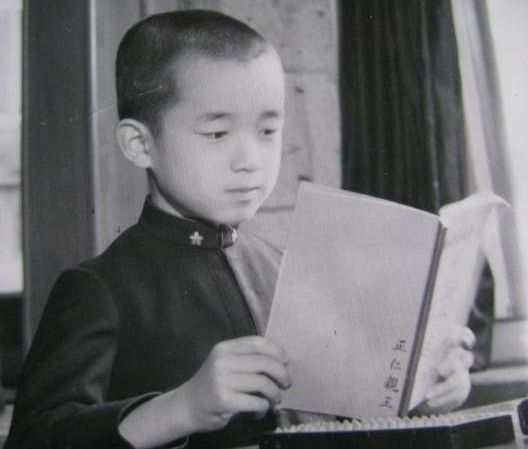 神社で神前式された人