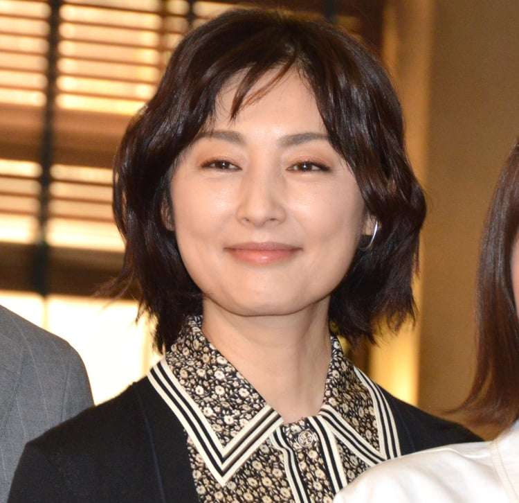 頬骨が張ってる人のヘアメイク