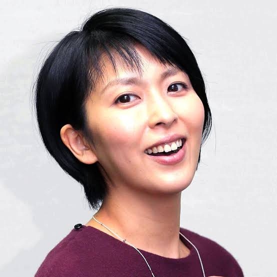 頬骨が張ってる人のヘアメイク