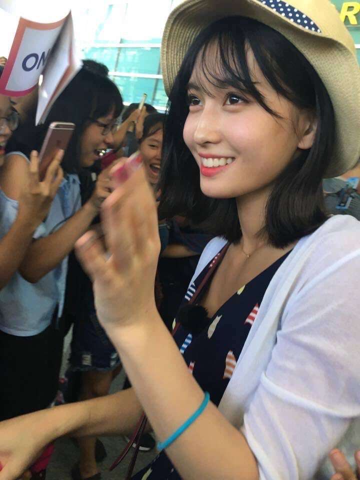 頬骨が張ってる人のヘアメイク