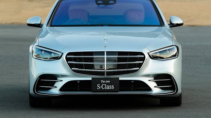 女性が「かっこいい」と思う外車は？ 2位は「ポルシェ・911」、1位は…