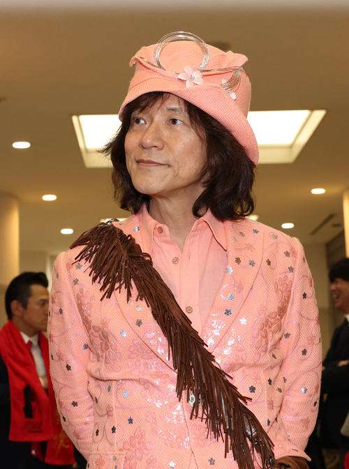 電撃ネットワーク南部虎弾さん通夜「渋谷のハロウィーンみたい」妻意向で喪服厳禁…明るく見送る