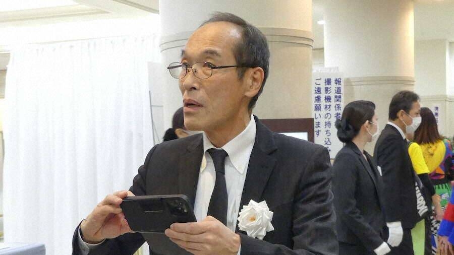 電撃ネットワーク南部虎弾さん通夜「渋谷のハロウィーンみたい」妻意向で喪服厳禁…明るく見送る