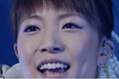 一重から整形なしで二重になった人、いつなりましたか?