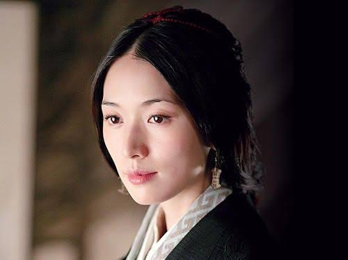 綺麗で儚げな人