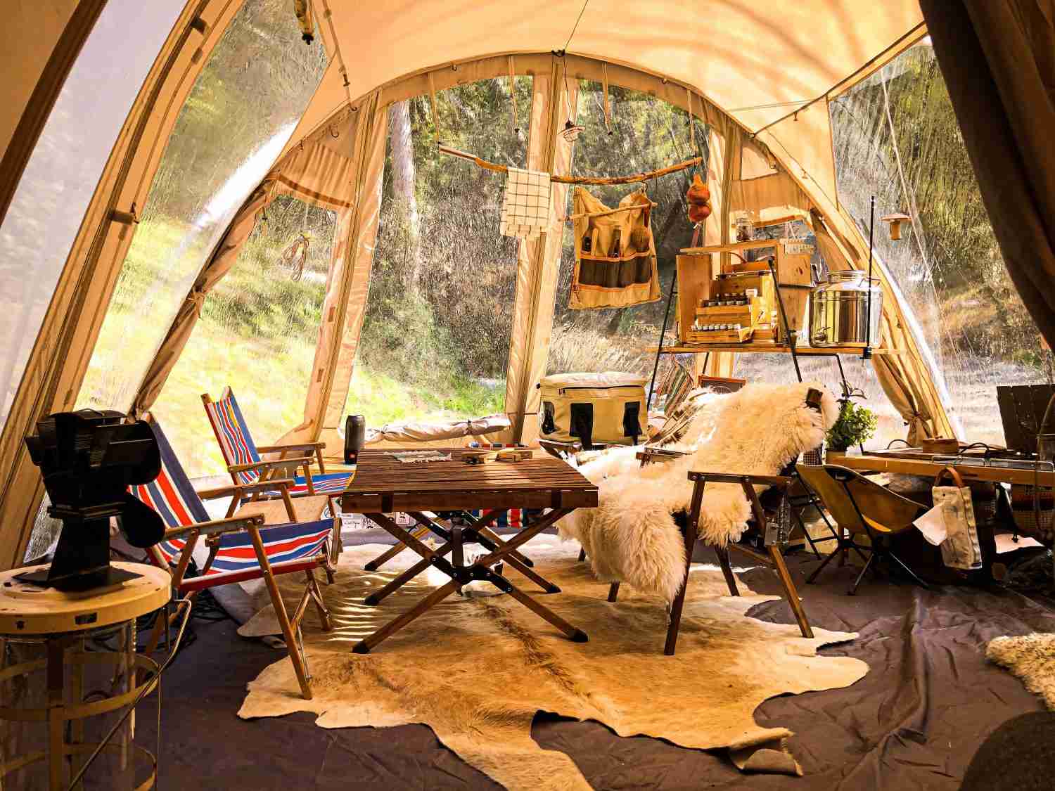 コロナ禍収束で「キャンプブーム」終了？　テントや寝袋「ブックオフ大量陳列」写真が波紋