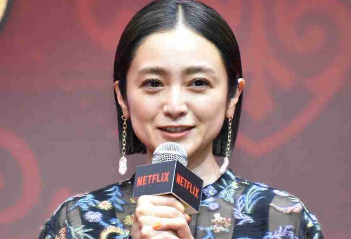 「実は私も…」安達祐実(42)がMEGUMI(42)に離婚を打ち明けた「ガールズトーク」の中身《MEGUMIは「離婚ってしんどいな」と憔悴》