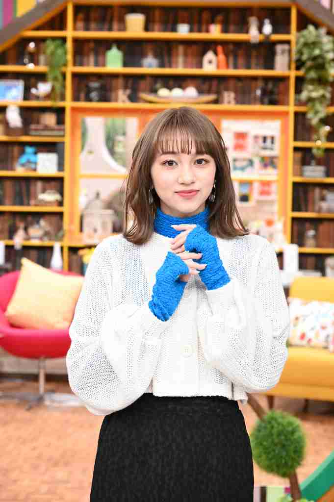 「金スマ」にどえらい美女 ミニ美脚&日本人離れハーフ顔が「スタイル良すぎ」「かわいすぎん」ネット釘付け