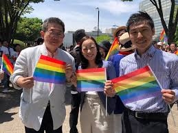 陸自幹部らが集団で靖国参拝 通達違反の可能性、防衛省が調査開始